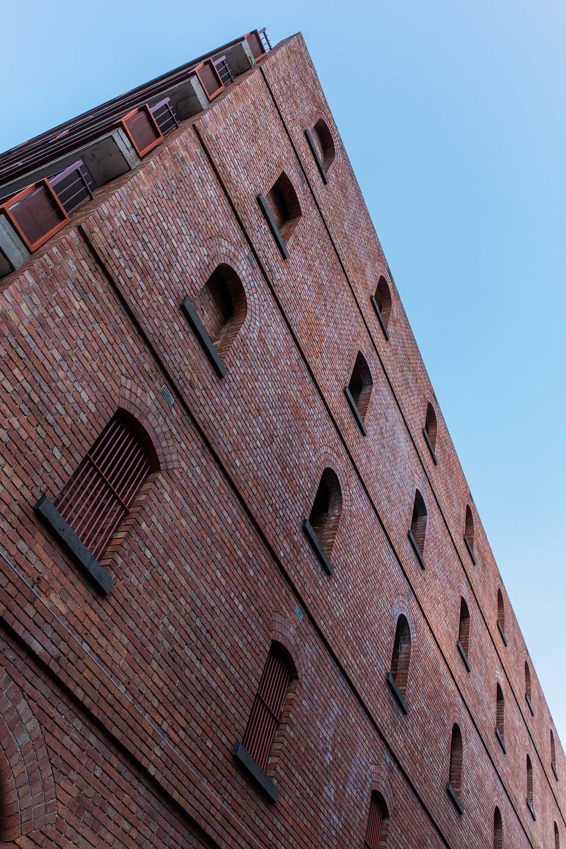 Brick commercial building with windows